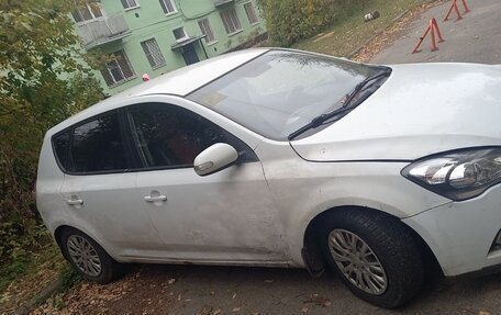 KIA cee'd I рестайлинг, 2011 год, 550 000 рублей, 4 фотография