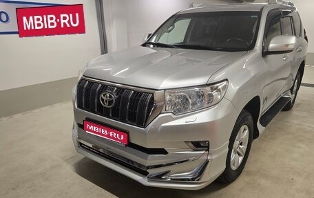 Toyota Land Cruiser Prado 150 рестайлинг 2, 2019 год, 4 200 900 рублей, 1 фотография