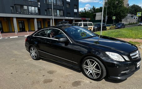Mercedes-Benz E-Класс, 2012 год, 1 700 000 рублей, 2 фотография