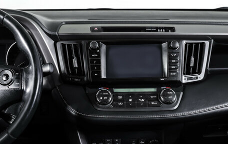 Toyota RAV4, 2017 год, 2 290 000 рублей, 14 фотография