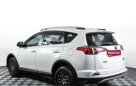 Toyota RAV4, 2017 год, 2 290 000 рублей, 7 фотография