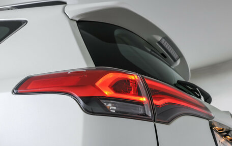 Toyota RAV4, 2017 год, 2 290 000 рублей, 22 фотография