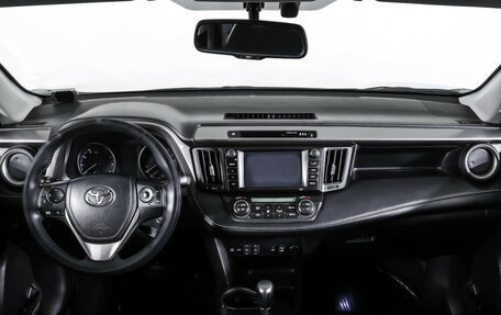 Toyota RAV4, 2017 год, 2 290 000 рублей, 17 фотография