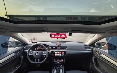 Skoda Superb III рестайлинг, 2022 год, 1 850 000 рублей, 12 фотография