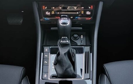 Skoda Superb III рестайлинг, 2022 год, 1 850 000 рублей, 19 фотография