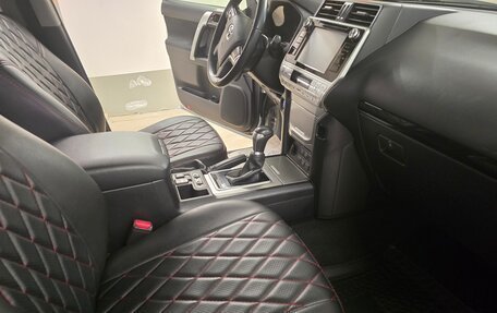 Toyota Land Cruiser Prado 150 рестайлинг 2, 2019 год, 4 200 900 рублей, 10 фотография