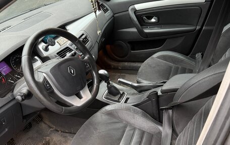 Renault Laguna III рестайлинг, 2008 год, 680 000 рублей, 4 фотография