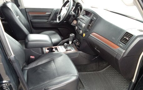 Mitsubishi Pajero IV, 2008 год, 1 885 000 рублей, 14 фотография