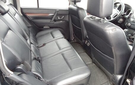 Mitsubishi Pajero IV, 2008 год, 1 885 000 рублей, 16 фотография