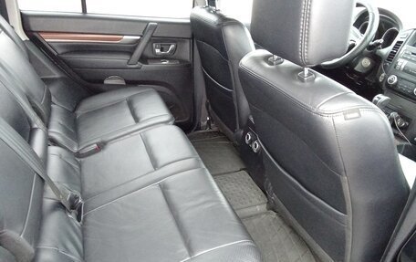 Mitsubishi Pajero IV, 2008 год, 1 885 000 рублей, 15 фотография