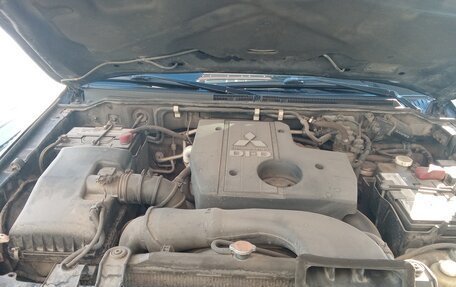 Mitsubishi Pajero IV, 2008 год, 1 885 000 рублей, 21 фотография