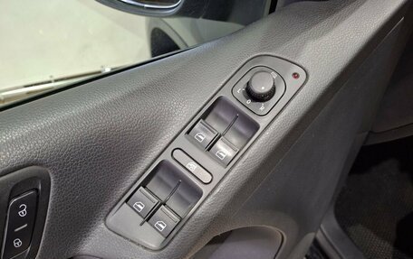 Volkswagen Tiguan I, 2011 год, 990 000 рублей, 22 фотография