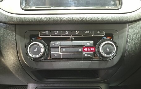 Volkswagen Tiguan I, 2011 год, 990 000 рублей, 15 фотография