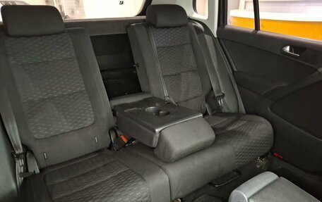 Volkswagen Tiguan I, 2011 год, 990 000 рублей, 35 фотография