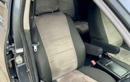 Toyota Wish II, 2003 год, 849 000 рублей, 17 фотография