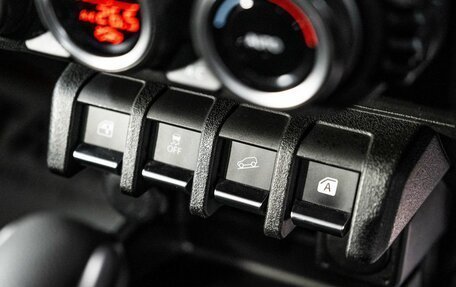 Suzuki Jimny, 2019 год, 1 590 000 рублей, 14 фотография