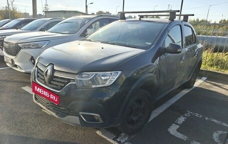 Renault Logan II, 2018 год, 599 000 рублей, 1 фотография
