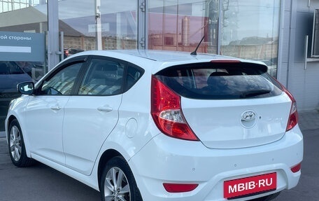 Hyundai Solaris II рестайлинг, 2012 год, 850 000 рублей, 9 фотография