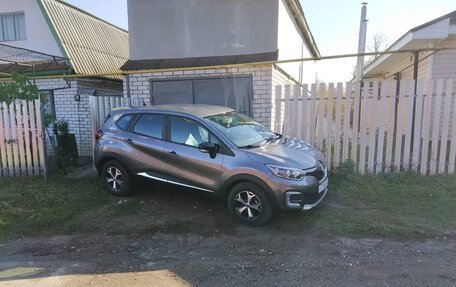 Renault Kaptur I рестайлинг, 2018 год, 1 750 000 рублей, 4 фотография