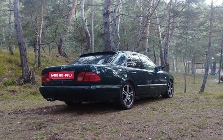 Mercedes-Benz E-Класс, 1995 год, 350 000 рублей, 8 фотография