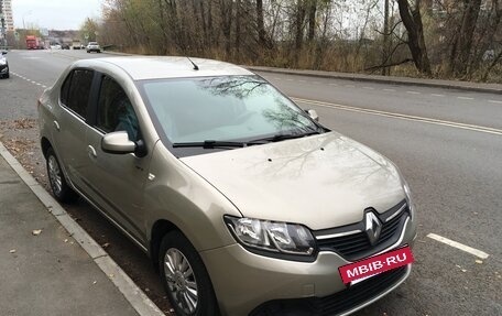 Renault Logan II, 2016 год, 666 666 рублей, 2 фотография