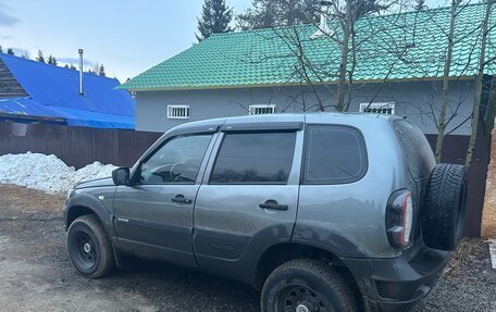 Chevrolet Niva I рестайлинг, 2016 год, 530 000 рублей, 5 фотография