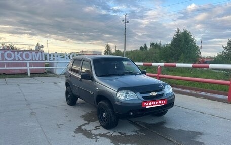 Chevrolet Niva I рестайлинг, 2016 год, 530 000 рублей, 2 фотография