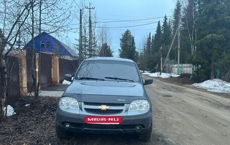 Chevrolet Niva I рестайлинг, 2016 год, 530 000 рублей, 4 фотография