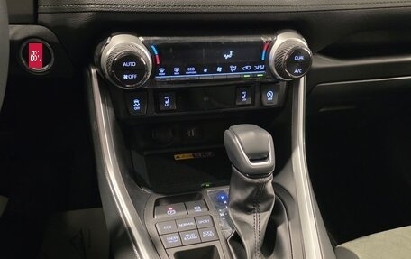 Toyota RAV4, 2025 год, 4 450 000 рублей, 8 фотография