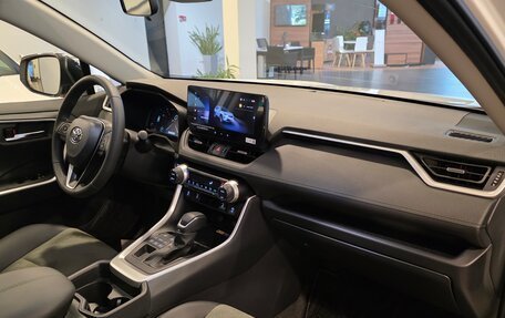Toyota RAV4, 2025 год, 4 450 000 рублей, 24 фотография