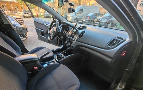KIA Cerato III, 2010 год, 1 000 000 рублей, 10 фотография