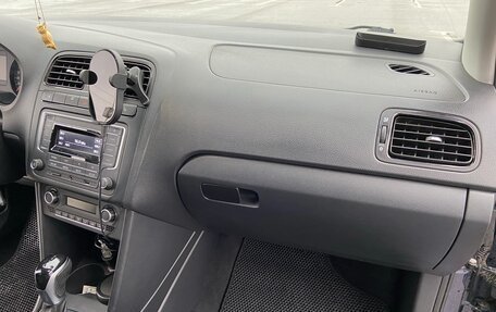 Volkswagen Polo VI (EU Market), 2017 год, 1 400 000 рублей, 23 фотография