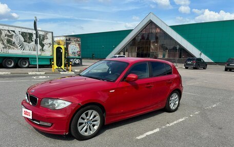 BMW 1 серия, 2010 год, 680 000 рублей, 2 фотография