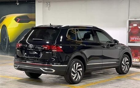 Volkswagen Tiguan II, 2022 год, 2 461 600 рублей, 4 фотография