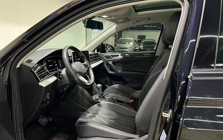 Volkswagen Tiguan II, 2022 год, 2 461 600 рублей, 7 фотография