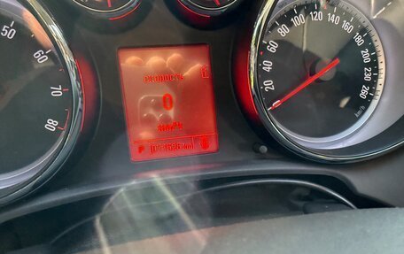 Opel Astra J, 2011 год, 735 000 рублей, 3 фотография