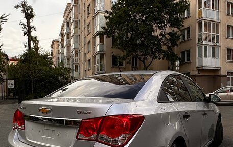 Chevrolet Cruze II, 2013 год, 650 000 рублей, 3 фотография