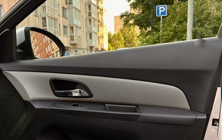 Chevrolet Cruze II, 2013 год, 650 000 рублей, 16 фотография
