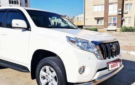 Toyota Land Cruiser Prado 150 рестайлинг 2, 2014 год, 3 900 000 рублей, 6 фотография