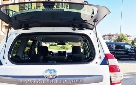 Toyota Land Cruiser Prado 150 рестайлинг 2, 2014 год, 3 900 000 рублей, 8 фотография