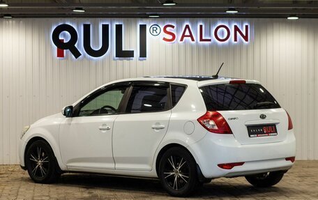 KIA cee'd I рестайлинг, 2011 год, 700 000 рублей, 8 фотография
