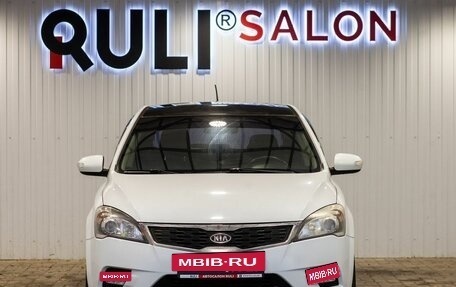 KIA cee'd I рестайлинг, 2011 год, 700 000 рублей, 2 фотография