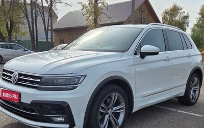 Volkswagen Tiguan II, 2018 год, 2 800 000 рублей, 1 фотография