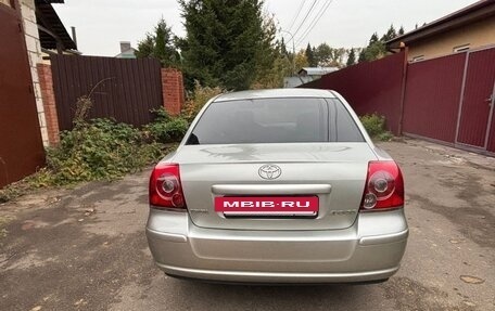 Toyota Avensis III рестайлинг, 2008 год, 750 000 рублей, 2 фотография