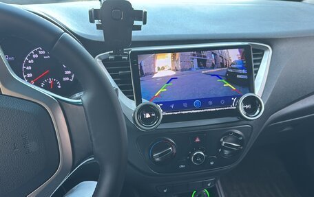 Hyundai Solaris II рестайлинг, 2019 год, 1 199 000 рублей, 3 фотография