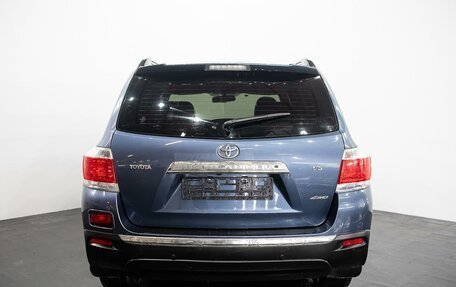 Toyota Highlander III, 2012 год, 2 133 000 рублей, 5 фотография