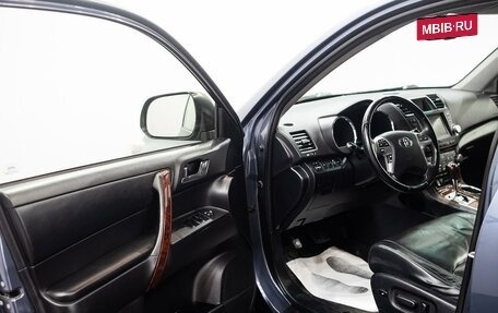 Toyota Highlander III, 2012 год, 2 133 000 рублей, 7 фотография