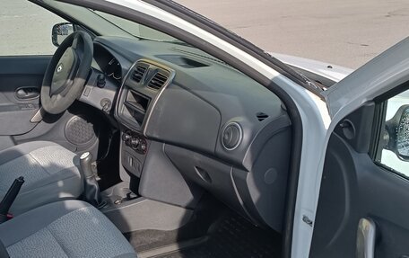 Renault Logan II, 2014 год, 550 000 рублей, 8 фотография