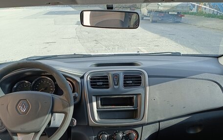 Renault Logan II, 2014 год, 550 000 рублей, 6 фотография