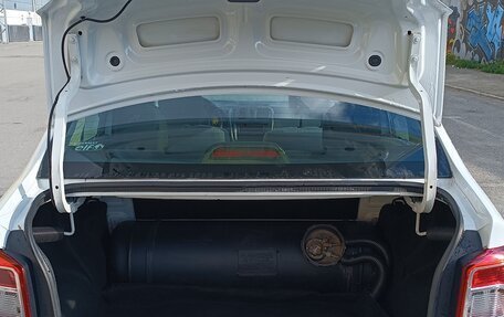 Renault Logan II, 2014 год, 550 000 рублей, 13 фотография